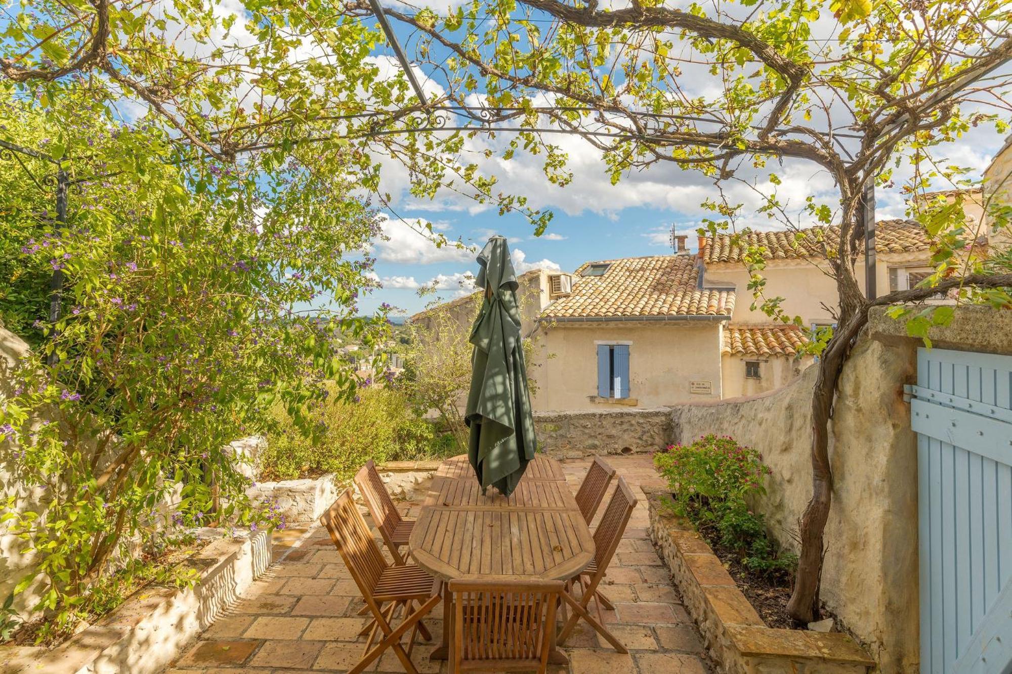 Les Calades Villa Ledenon Bagian luar foto
