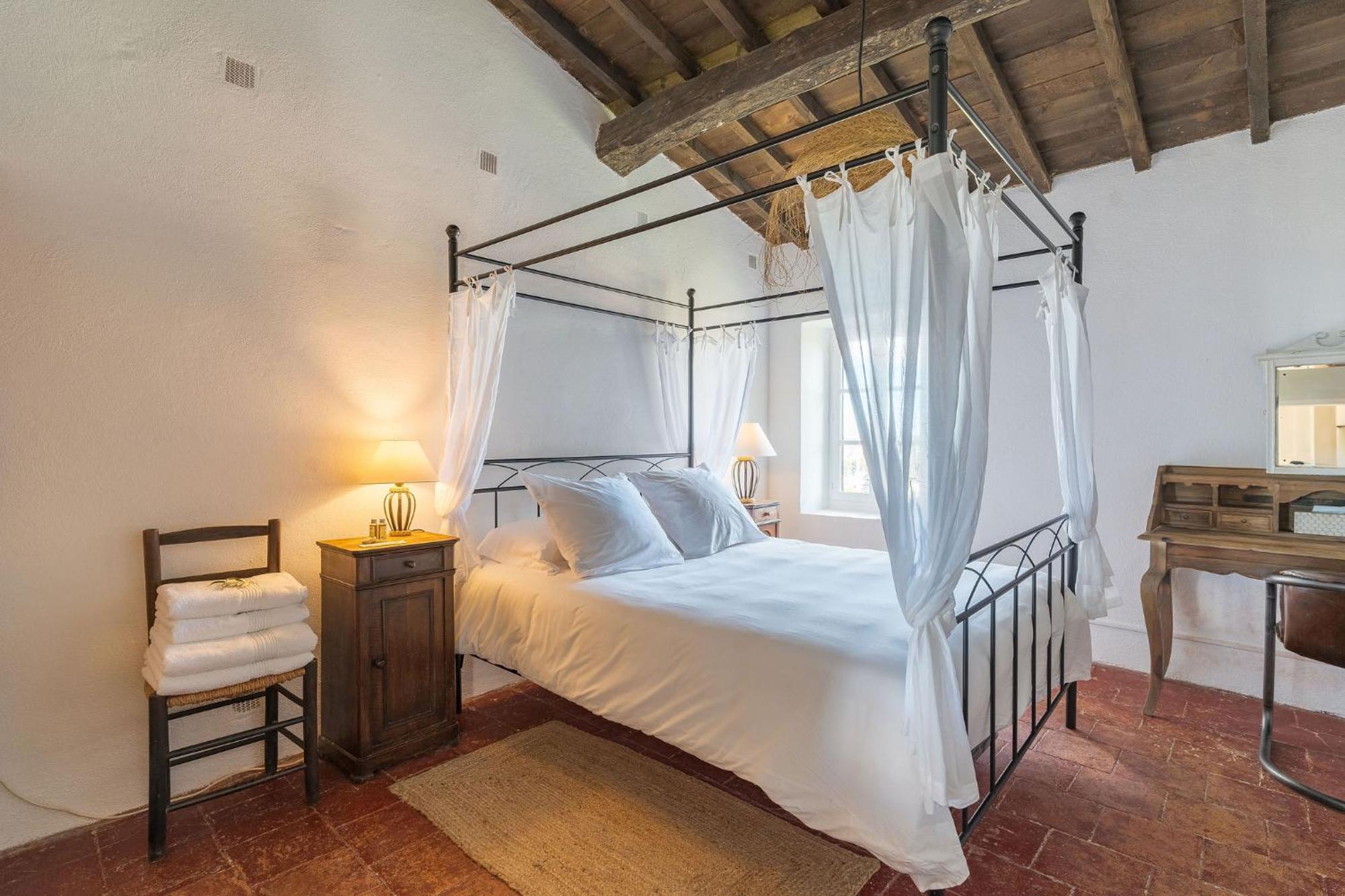 Les Calades Villa Ledenon Bagian luar foto