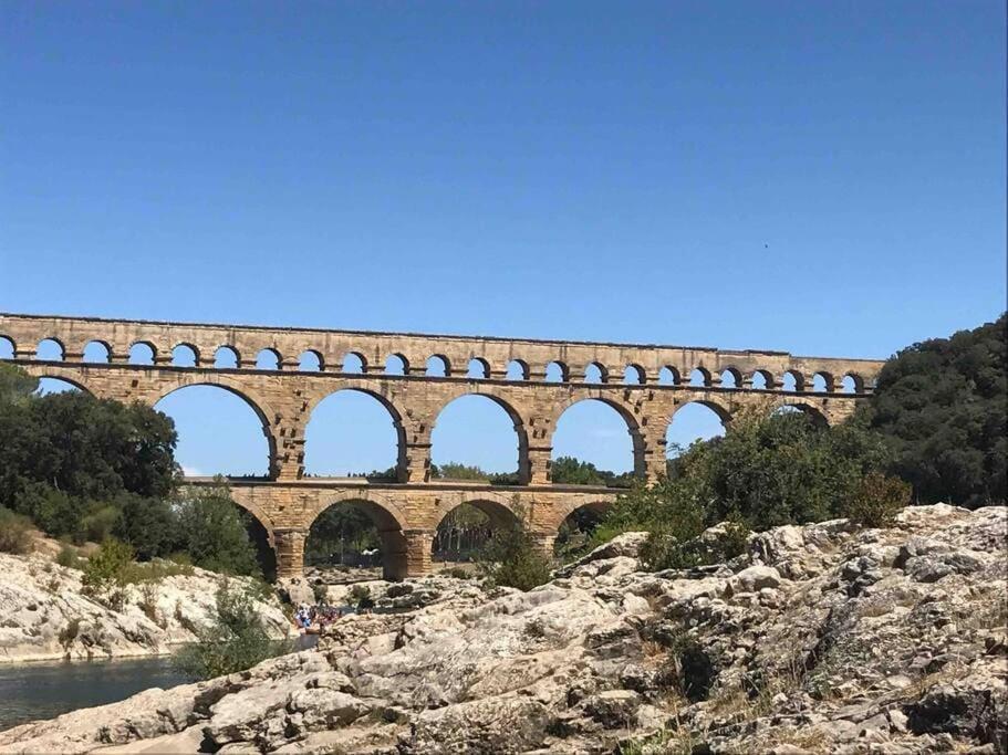 Les Calades Villa Ledenon Bagian luar foto